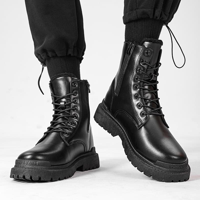 Men's Shoesผู้ชายมาร์ตินบู๊ทส์รองเท้าบู๊ทส์สูงช่วยหัวรถจักรบู๊ทส์หนังอังกฤษสีดำสำหรับผู้ชายหนัง หัวกลม สไตล์อังกฤษ