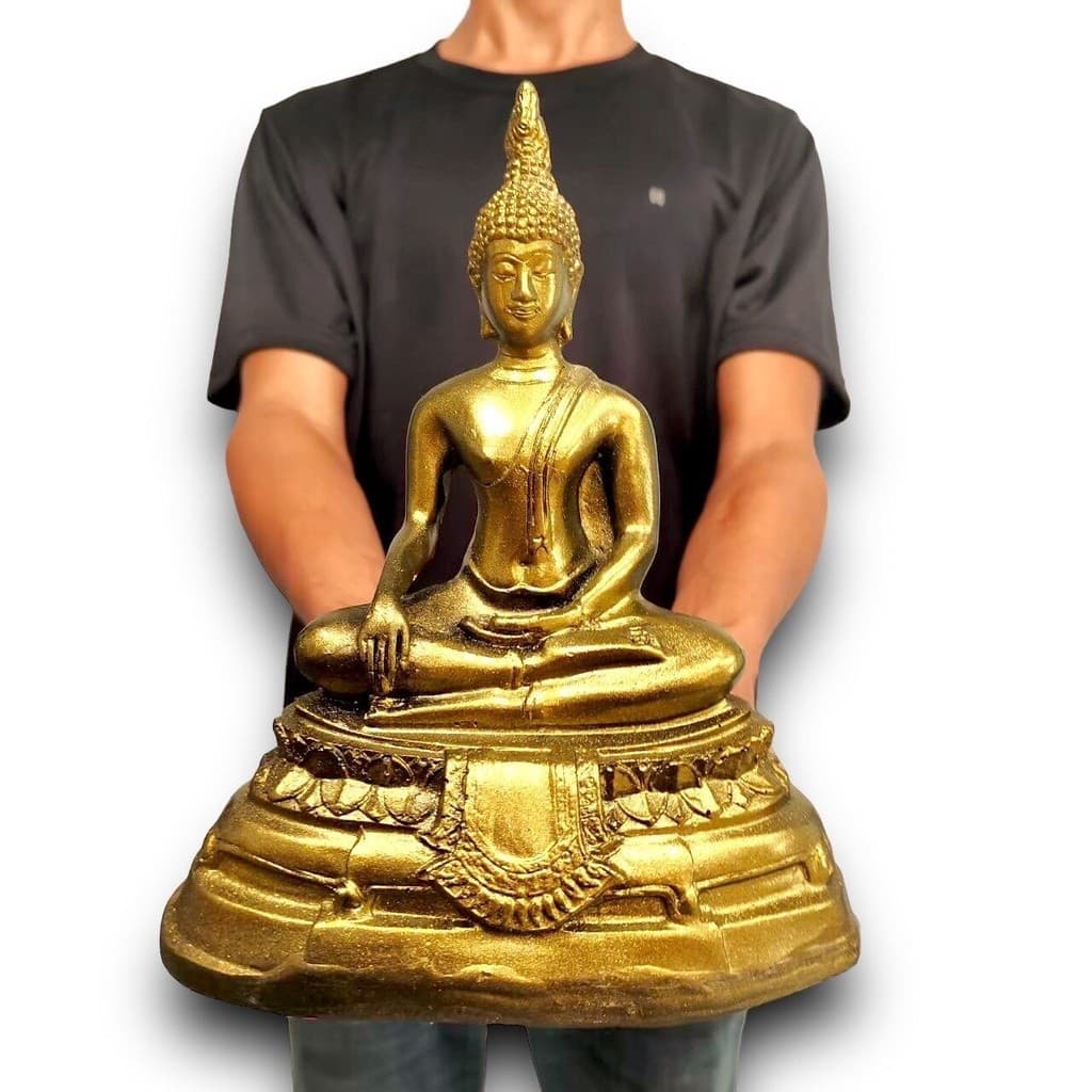 B1 หลวงพ่อโตวัดบางพลี พิมพ์ใหญ่ สีทองเก่า ฐานกว้าง 7 นิ้ว สูง 9 นิ้ว เรซิ่น tanawut2541