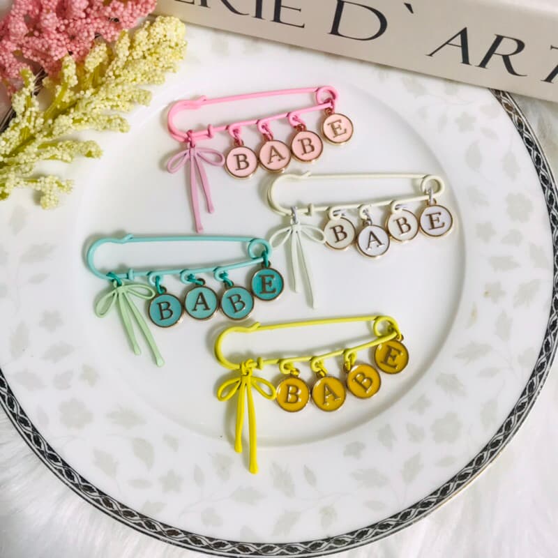 🎗KN6 เข็มกลัดสีคนท้อง BABY ขนาด 6 cm brooch ติดเสื้อผ้า กระเป๋า ฮิญาบ เข็มกลัดปรับเอวกางเกง สินค้าพร้อมส่ง